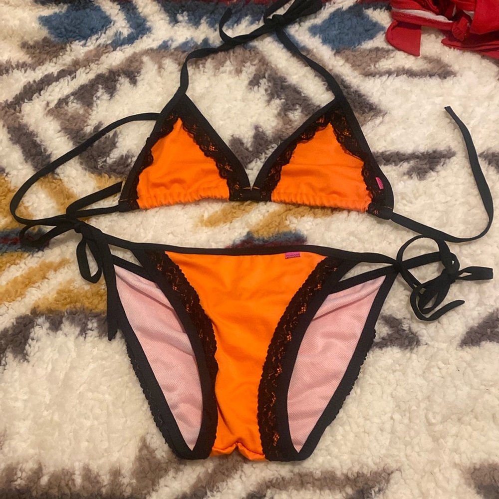 Black orange scrunch butt bikini